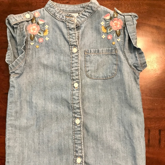 Girls Carter’s Chambray Top - sz 5 - Picture 1 of 4